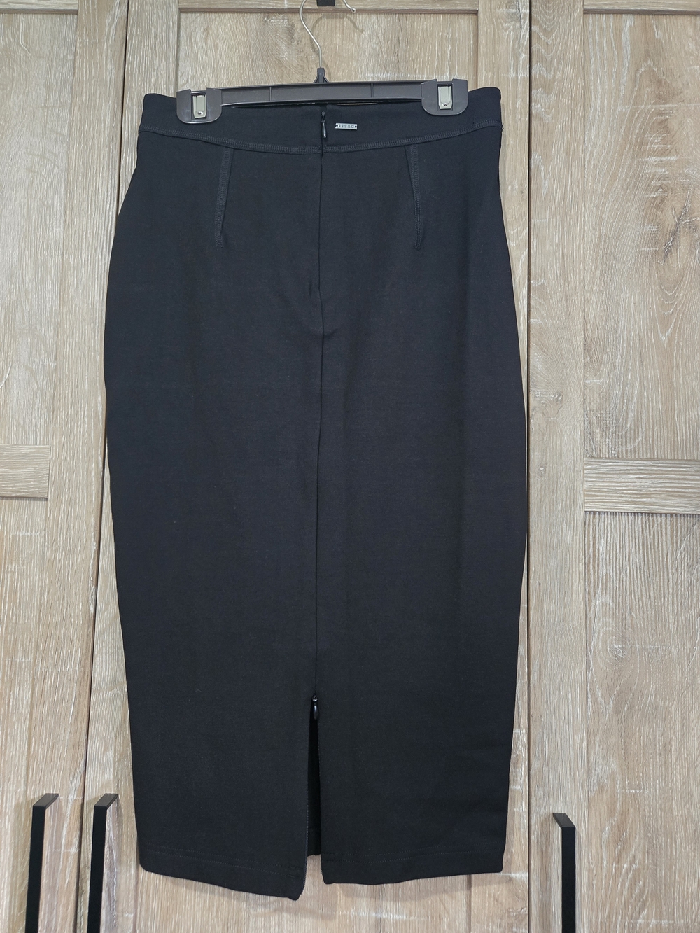 GUESS Classic Black Women’s Pencil Skirt - Stretch Tailored Fit